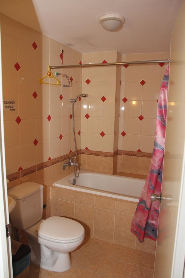 Ngan Long Hotel Bandar Ho Chi Minh Luaran gambar