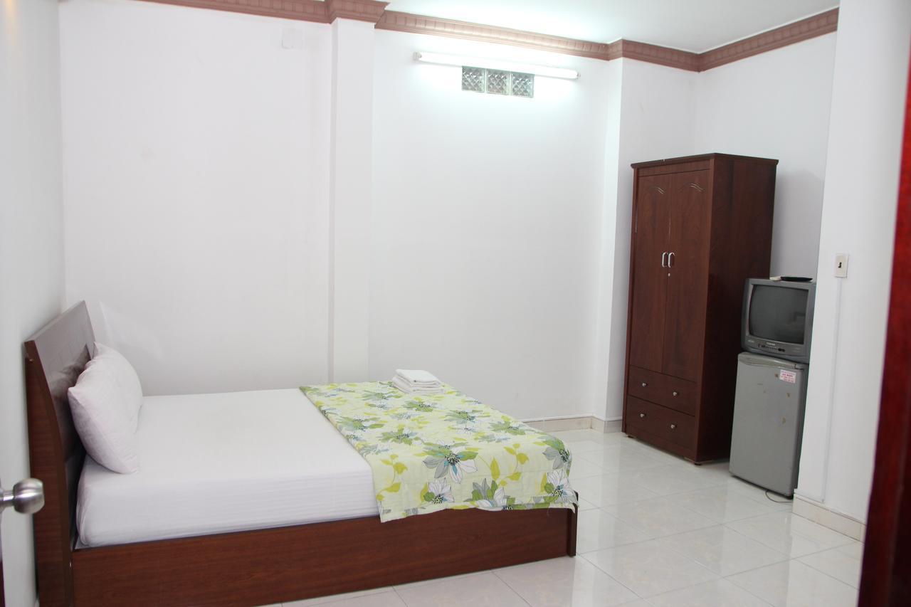 Ngan Long Hotel Bandar Ho Chi Minh Luaran gambar