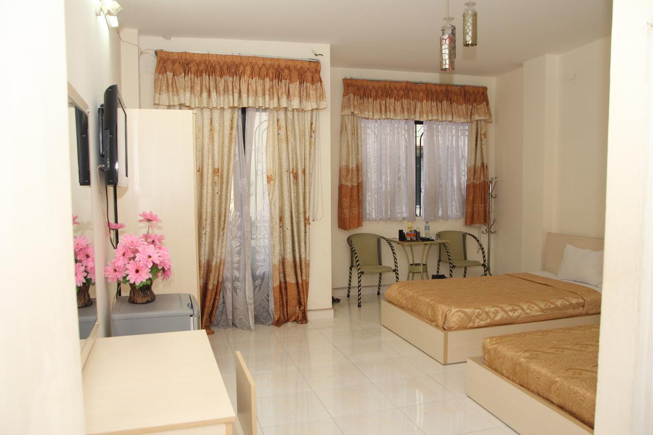Ngan Long Hotel Bandar Ho Chi Minh Luaran gambar