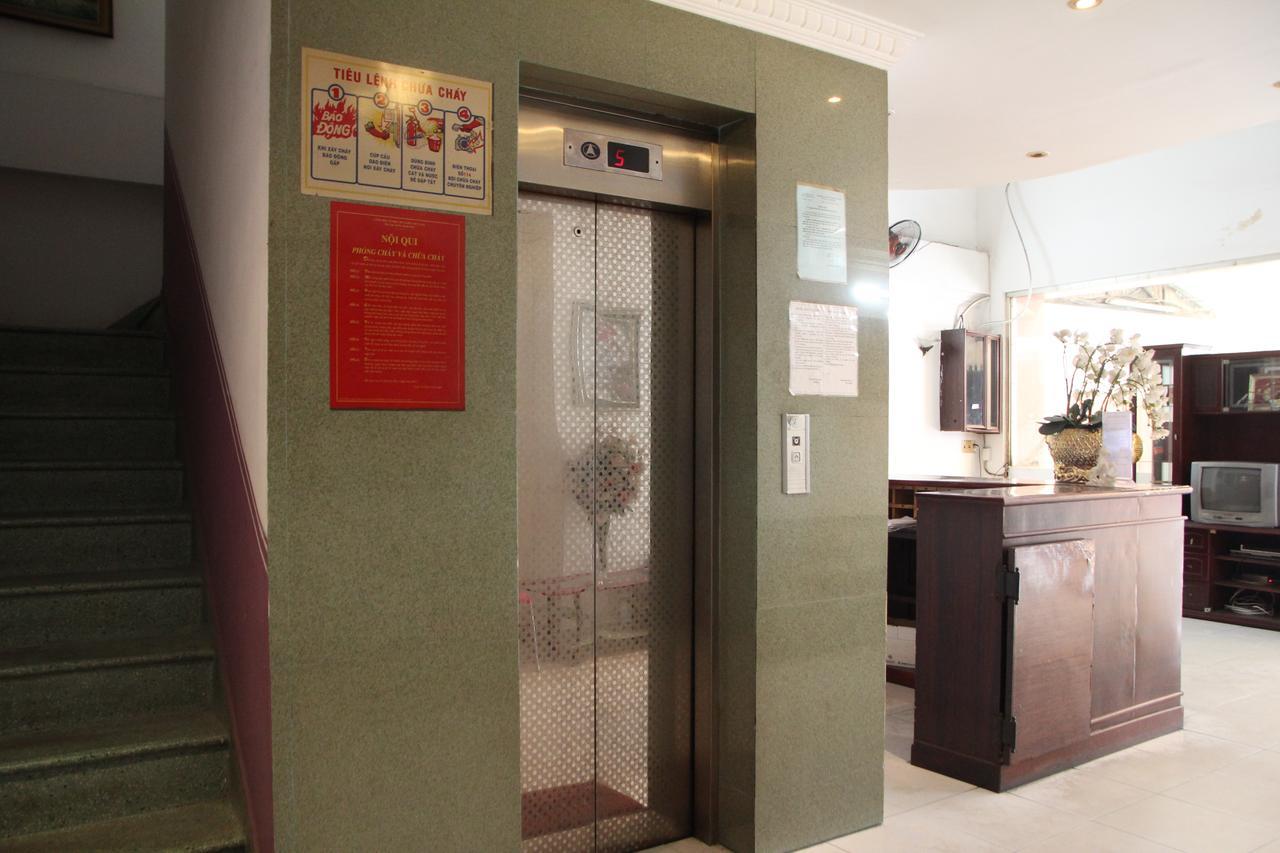 Ngan Long Hotel Bandar Ho Chi Minh Luaran gambar