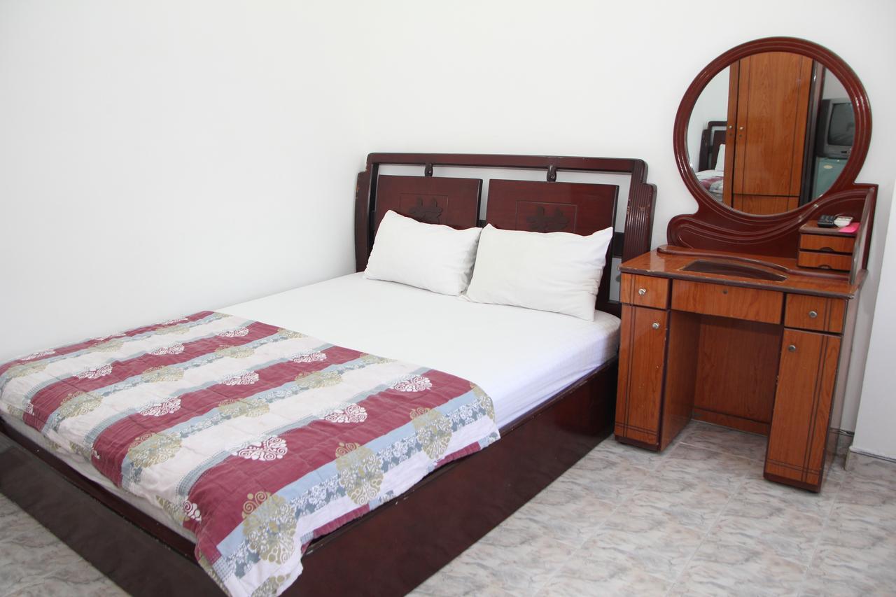 Ngan Long Hotel Bandar Ho Chi Minh Luaran gambar
