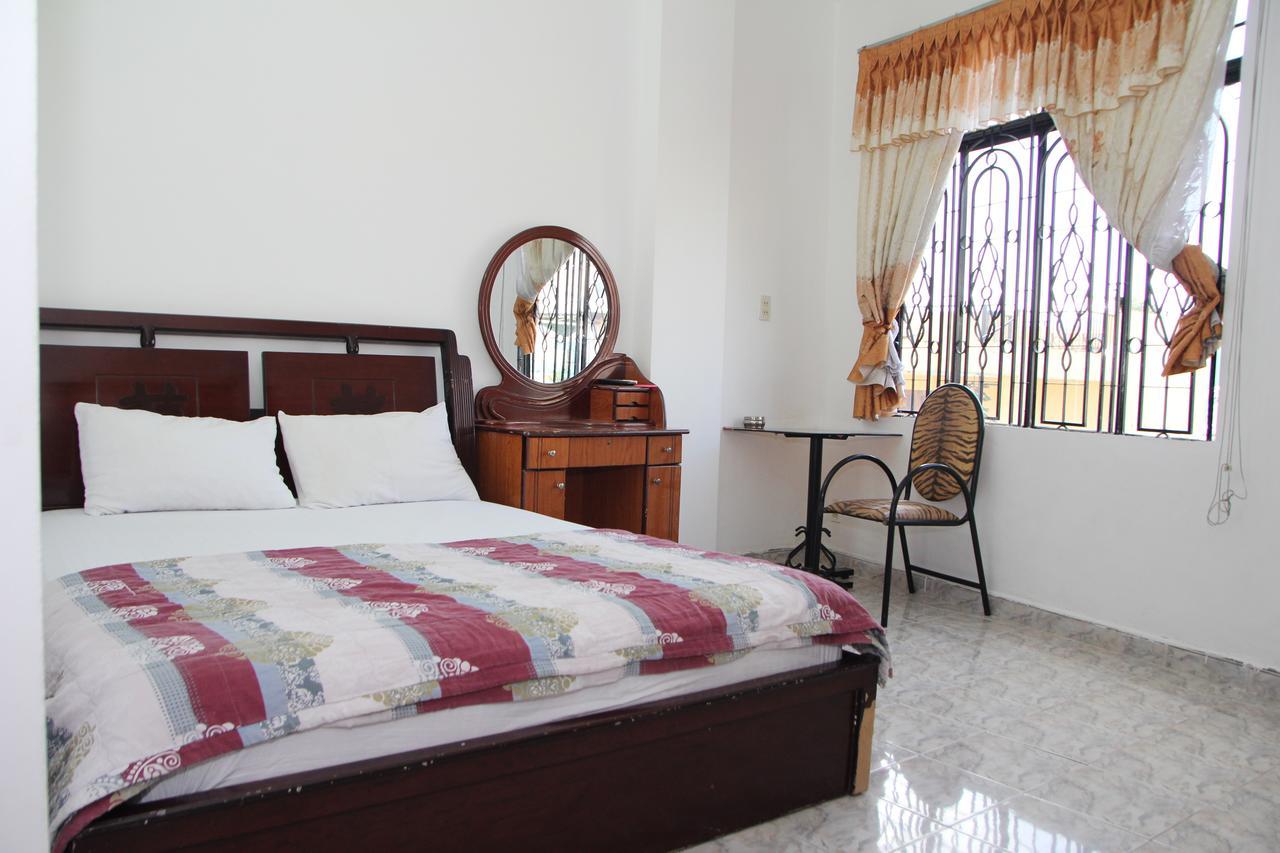 Ngan Long Hotel Bandar Ho Chi Minh Luaran gambar