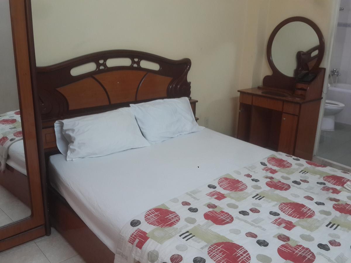Ngan Long Hotel Bandar Ho Chi Minh Luaran gambar